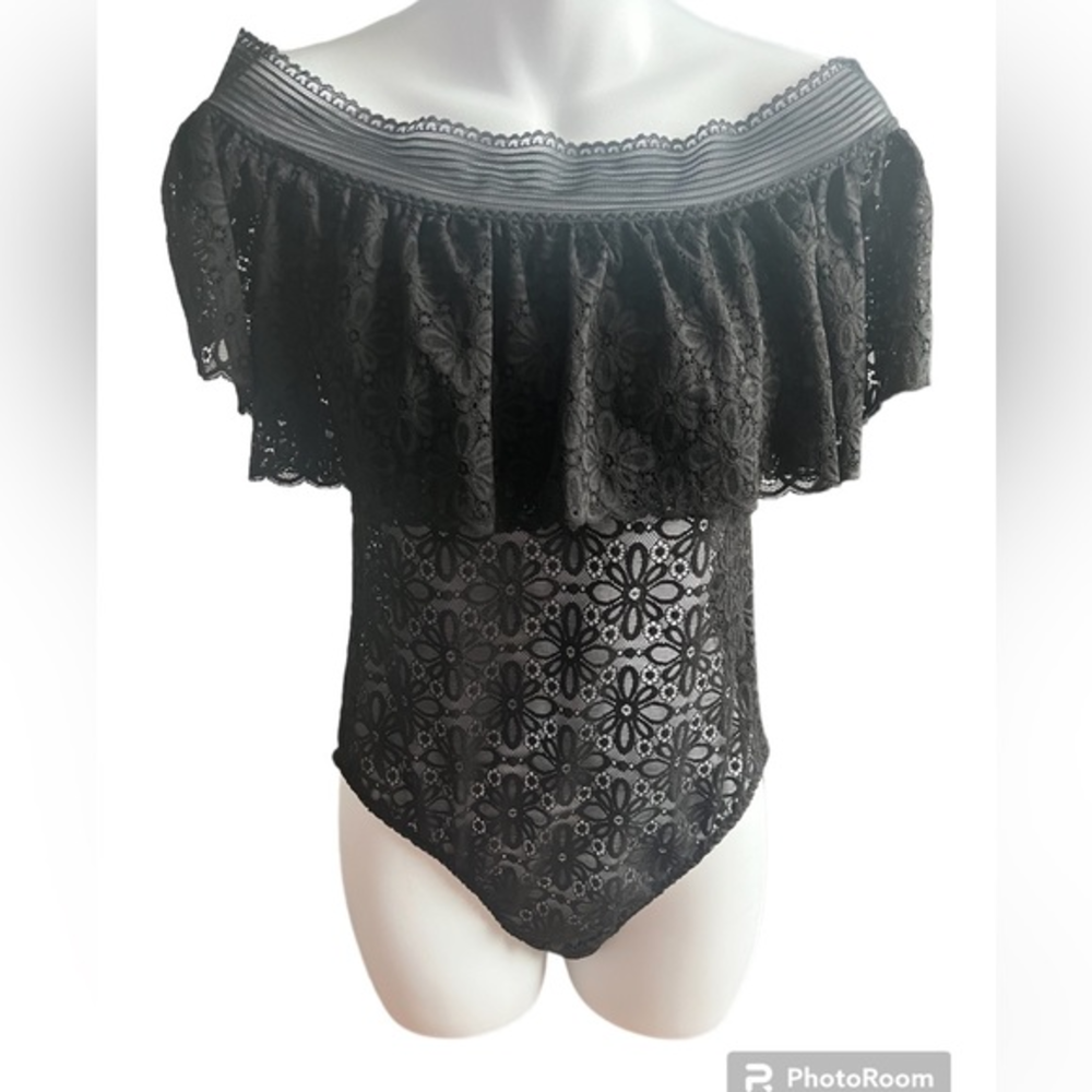 Victoria Secret Black Lace Off‎ Shoulder body suit M